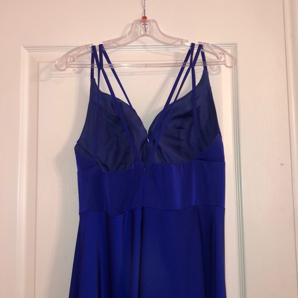 CINDERELLA DIVINE prom dress - Picture 4 of 6